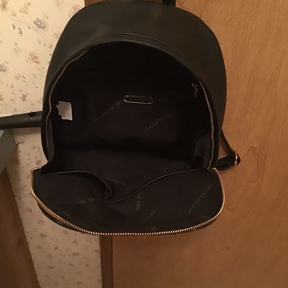 Purse/backpack - Picture 2 of 3